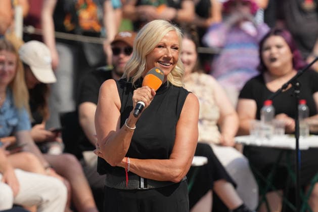 ZDF-Fernsehgarten 2026. Andrea (Kiwi) Kiewel im ZDF Fernsehgarten mit dem Motto Rock im Garten am 02.08.2026 in Mainz. Mainz ZDF Fernsehgarten Rheinland-Pfalz *** ZDF Fernsehgarten 2026: Andrea Kiwi Kiewel on ZDF Fernsehgarten with the theme Rock in the Garden on August 2, 2026, in Mainz, Rhineland-Palatinate, ZDF Fernsehgarten