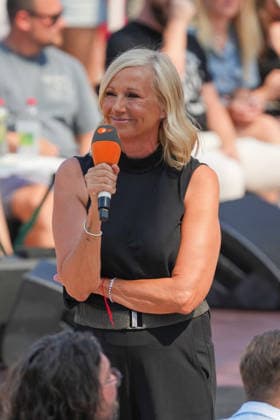 ZDF-Fernsehgarten 2026. Andrea (Kiwi) Kiewel im ZDF Fernsehgarten mit dem Motto Rock im Garten am 02.08.2026 in Mainz. Mainz ZDF Fernsehgarten Rheinland-Pfalz *** ZDF Fernsehgarten 2026: Andrea Kiwi Kiewel on ZDF Fernsehgarten with the theme Rock in the Garden on August 2, 2026, in Mainz, Rhineland-Palatinate, ZDF Fernsehgarten