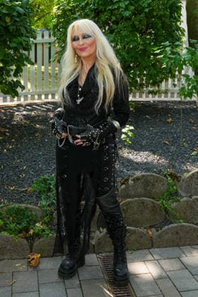 ZDF-Fernsehgarten 2026. DORO Pesch im ZDF Fernsehgarten mit dem Motto Rock im Garten am 02.08.2026 in Mainz. Mainz ZDF Fernsehgarten Rheinland-Pfalz *** ZDF Fernsehgarten 2026: DORO Pesch at the ZDF Fernsehgarten under the theme Rock im Garten on August 2, 2026, in Mainz, Rhineland-Palatinate, ZDF Fernsehgarten