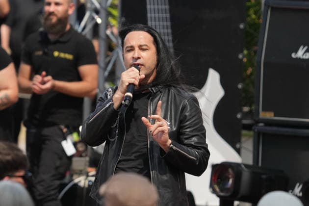 ZDF-Fernsehgarten 2026. DORO Pesch und Bülent Ceylan im ZDF Fernsehgarten mit dem Motto Rock im Garten am 02.08.2026 in Mainz. Mainz ZDF Fernsehgarten Rheinland-Pfalz *** ZDF Fernsehgarten 2026: DORO Pesch and Bülent Ceylan at the ZDF Fernsehgarten, themed Rock im Garten, on August 2, 2026, in Mainz, Rhineland-Palatinate, ZDF Fernsehgarten
