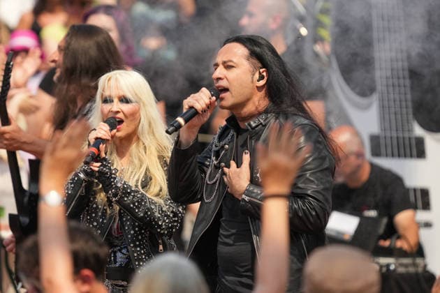 ZDF-Fernsehgarten 2026. DORO Pesch und Bülent Ceylan im ZDF Fernsehgarten mit dem Motto Rock im Garten am 02.08.2026 in Mainz. Mainz ZDF Fernsehgarten Rheinland-Pfalz *** ZDF Fernsehgarten 2026: DORO Pesch and Bülent Ceylan at the ZDF Fernsehgarten, themed Rock im Garten, on August 2, 2026, in Mainz, Rhineland-Palatinate, ZDF Fernsehgarten