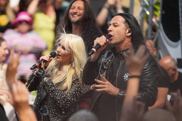 ZDF-Fernsehgarten 2026. DORO Pesch und Bülent Ceylan im ZDF Fernsehgarten mit dem Motto Rock im Garten am 02.08.2026 in Mainz. Mainz ZDF Fernsehgarten Rheinland-Pfalz *** ZDF Fernsehgarten 2026: DORO Pesch and Bülent Ceylan at the ZDF Fernsehgarten, themed Rock im Garten, on August 2, 2026, in Mainz, Rhineland-Palatinate, ZDF Fernsehgarten