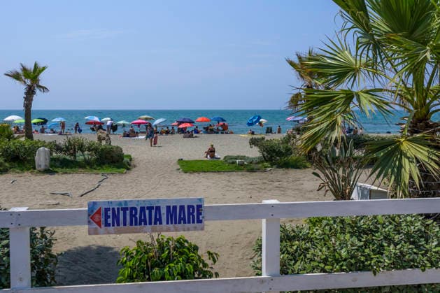 August 2, 2026, Rome, Italy: One of the free beaches at Lido di Ostia on the first day of the fourth heat wave hitting Italy and the coastal area of Ã¢â‚¬¹Ã¢â‚¬¹Rome. Italy is facing the peak of the fourth severe heat wave of the summer, fueled by the persistent African anticyclone and record temperatures in the Mediterranean Sea, which are amplifying water and climate emergencies in the Po Valley and central Italy. Rome Italy - ZUMAv147 20260802_zip_v147_004 Copyright: xMarcelloxValerix