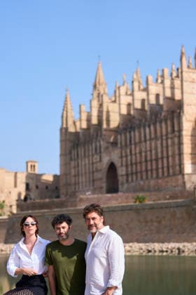 August 2, 2026, Palma, Spain: (L-R) VICTORIA LUENGO, RODRIGO SOROGOYEN, and JAVIER BARDEM attends El Ser Querido Photocall during Atlantida Mallorca Film Fest 16 at Parc de la Mar. Palma Spain - ZUMAg15_ 20260802_zaf_g15_032 Copyright: xJackxAbuinx