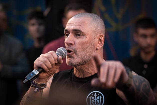 A march organized by the Spanish Civil Society platform outside the Moroccan Embassy in Madrid to protest the events in Ceuta. Desokupa leader Daniel Esteve speaks during a demonstration outside the Moroccan Embassy in Madrid, on August 2, 2026, in Madrid, Spain. The protest follows a migration crisis in Ceuta, with tens of thousands of people entering irregularly from Morocco and a death toll of several dozen people who died while attempting to swim across, according to local authorities. AUGUST 2, 2026 PROTEST MIGRATION MIGRANTS SPANISH FLAG NATIONAL POLICE Diego Radamé Madrid Madrid, Spain  Copyright: xDiegoxRadamÃ sx 7699664