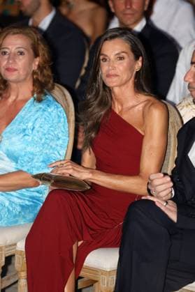 The Queen presides over the closing ceremony of the 16th edition of the Atlàntida Mallorca Film Fest 2025 Queen Letizia at the closing ceremony of the 16th edition of the Atlàntida Mallorca Film Fest 2025 , on 2 August 2026, in Palma de Mallorca (Balearic Islands, Spain). The festival was launched 16 years ago as Spain’s first online film festival, with a clear mission: to introduce the public to the best international films that did not find a place in cinemas. FILM. 02 Aug 2026 Pictured: Queen Letizia alongside Francina Armengol during the closing ceremony of the 16th edition of the Atlàntida Mallorca Film Fest 2025 , on 2 August 2026, in Palma de Mallorca (Balearic Islands, Spain). The festival was launched 16 years ago as Spain’s  Copyright: xThexMegaxAgencyxEuropaxPressx xMEGAx