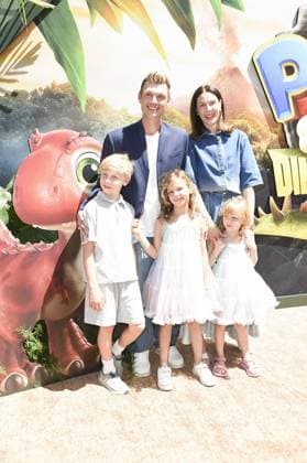 Nick Carter, Lauren Kitt Carter at arrivals for PAW PATROL: THE DINO MOVIE Global Premiere, Paramount Theater, Los Angeles, CA, August 02, 2026. Photo By: Elizabeth Goodenough Everett Collection PAW PATROL: THE DINO MOVIE Global Premiere PUBLICATIONXNOTxINxCANxCHNxFRAxITAxJPNxNORxPOLxRUSxESPxUKxUSA