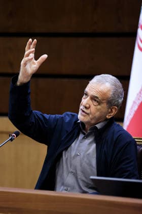 President Masoud Pezeshkian speaks during a meeting with Iranian party officials in Tehran, Iran, on August 2, 2026. The Iranian president stressed the need to compel Donald Trump to honor signed commitments. At the same time, Foreign Minister Seyed Abbas Araghchi announced that negotiations with the Omani government have made significant progress and are nearing completion.  IRN2026080206 IranianxPresidency