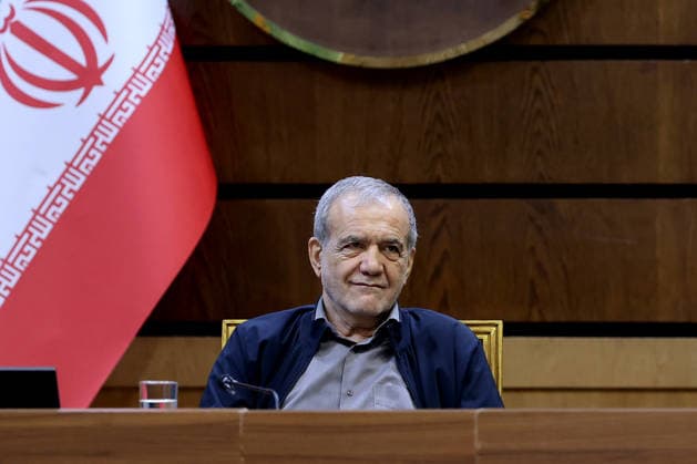 President Masoud Pezeshkian speaks during a meeting with Iranian party officials in Tehran, Iran, on Sunday, August 2, 2026. The Iranian president stressed the need to compel Donald Trump to honor signed commitments. At the same time, Foreign Minister Seyed Abbas Araghchi announced that negotiations with the Omani government have made significant progress and are nearing completion.  IRN2026080209 IranianxPresidency