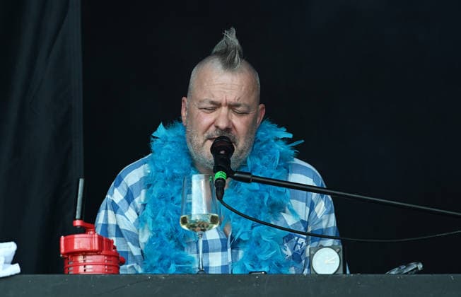 Musikfestival Heimspiel Knyphausen (31. Juli bis 2. August 2026), Konzert der Band >> Fortuna Ehrenfeld << am Sonntag, 2. August 2026. Auftritt der Musikband >> Fortuna Ehrenfeld << beim Festival >> Heimspiel Knyphausen << am 02. August 2026. Zu sehen Martin Bechler (Gesang, Gitarre, Keyboard) am Keyboard. Eltville-Erbach Eltville am Rhein Rheinland-Pfalz Deutschland Weingut Baron von Knyphausen *** Heimspiel Knyphausen Music Festival, July 31–August 2, 2026, Concert by the band Fortuna Ehrenfeld on Sunday, August 2, 2026. Performance by the band Fortuna Ehrenfeld at the Heimspiel Knyphausen Festival on August 2, 2026. Featuring Martin Bechler on vocals, guitar, keyboard; Eltville, Erbach, Eltville am Rhein, Rhineland-Palatinate, Germany;