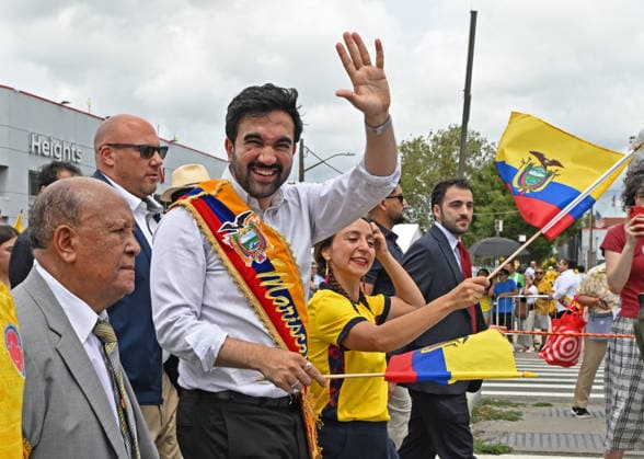 August 2, 2026, New York, New York, USA: August 2, 2026 - New York, NY, USA -NYC Mayor Zohran Mamdani leads the Annual Ecuadorian Independence Day Parade on Northern Blvd. in Woodside, Queens. Thousands of spectators fill both sides of the route along the way. (Andrea RENAULT Zuma Press) New York USA  - ZUMAg115 20260802_faf_g115_066 Copyright: xAndreaxRenaultx