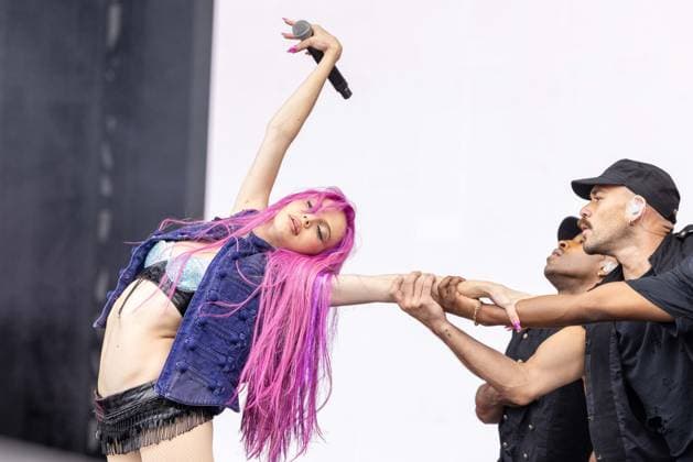 August 2, 2026, Chicago, Illinois, USA: Slovak singer ADELA (ADELA JERGOVA) during the Lollapalooza Music Festival at Grant Park in Chicago, Illinois Chicago USA  - ZUMAs135 20260802_zap_s135_031 Copyright: xDanielxDeSloverx