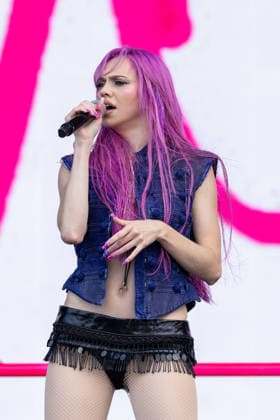 August 2, 2026, Chicago, Illinois, USA: Slovak singer ADELA (ADELA JERGOVA) during the Lollapalooza Music Festival at Grant Park in Chicago, Illinois Chicago USA  - ZUMAs135 20260802_zap_s135_042 Copyright: xDanielxDeSloverx