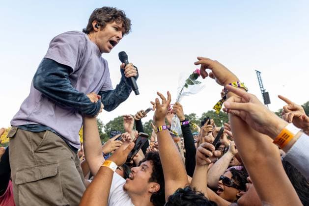 August 2, 2026, Chicago, Illinois, USA: BRENDAN YATES of Turnstile during the Lollapalooza Music Festival at Grant Park in Chicago, Illinois Chicago USA  - ZUMAs135 20260802_zap_s135_097 Copyright: xDanielxDeSloverx