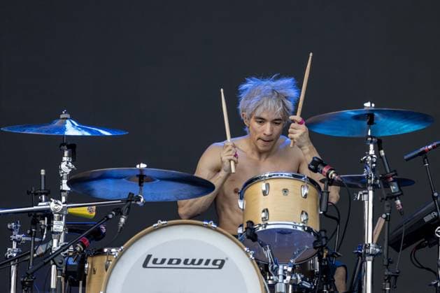 August 2, 2026, Chicago, Illinois, USA: DANIEL FANG of Turnstile during the Lollapalooza Music Festival at Grant Park in Chicago, Illinois Chicago USA  - ZUMAs135 20260802_zap_s135_100 Copyright: xDanielxDeSloverx