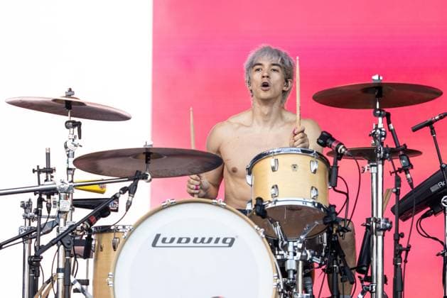 August 2, 2026, Chicago, Illinois, USA: DANIEL FANG of Turnstile during the Lollapalooza Music Festival at Grant Park in Chicago, Illinois Chicago USA  - ZUMAs135 20260802_zap_s135_118 Copyright: xDanielxDeSloverx