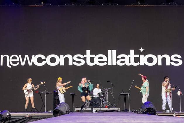 August 2, 2026, Chicago, Illinois, USA: HARLEE CASE, JOSH SMITH and KYLE FAROOK of New Constellations during the Lollapalooza Music Festival at Grant Park in Chicago, Illinois Chicago USA  - ZUMAs135 20260802_zap_s135_140 Copyright: xDanielxDeSloverx