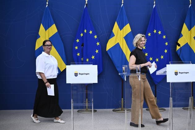 STOCKHOLM, SVERIGE 20260803 Petra Marselius (t.v.) presenteras som ny Diskrimineringsombudman av jämställdhetsminister Nina Larsson (L) pa en presskonferens pa mandagen. STOCKHOLM SVERIGE x10080x *** STOCKHOLM, SWEDEN 20260803 Petra Marselius (left) is introduced as the new Discrimination Ombudsman by Minister for Gender Equality Nina Larsson (right) at a press conference on Monday STOCKHOLM, SWEDEN x10080x  Copyright: xFredrikxSandberg TTx NY DISKRIMINERINGSOMBUDSMAN PRESENTERAS MyIjNiWoqj4