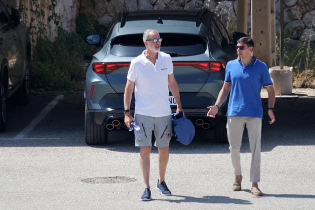 King Felipe VI Reappears in Palma de Mallorca Amid the Migration Crisis in Ceuta King Felipe VI Returns to Porto Pi on August 3, 2026, in Palma de Mallorca, Spain CELEBRITIES KING ROYALTY CAR Raú Palma de Mallorca Palma de Mallorca, Spain  Copyright: xRaulxTerrelx 7700228
