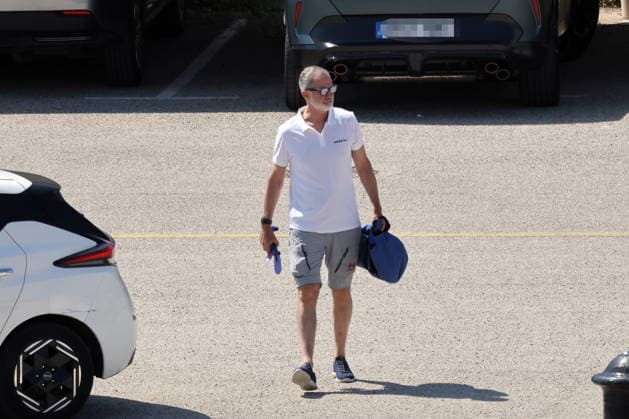 King Felipe VI Reappears in Palma de Mallorca Amid the Migration Crisis in Ceuta King Felipe VI Returns to Porto Pi on August 3, 2026, in Palma de Mallorca, Spain CELEBRITIES KING ROYALTY CAR Raú Palma de Mallorca Palma de Mallorca, Spain  Copyright: xRaulxTerrelx 7700234