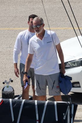 King Felipe VI Reappears in Palma de Mallorca Amid the Migration Crisis in Ceuta King Felipe VI boards a boat with his crew on August 3, 2026, in Palma de Mallorca, Spain CELEBRITIES KING ROYALTY CAR Raú Palma de Mallorca Palma de Mallorca, Spain  Copyright: xRaulxTerrelx 7700239