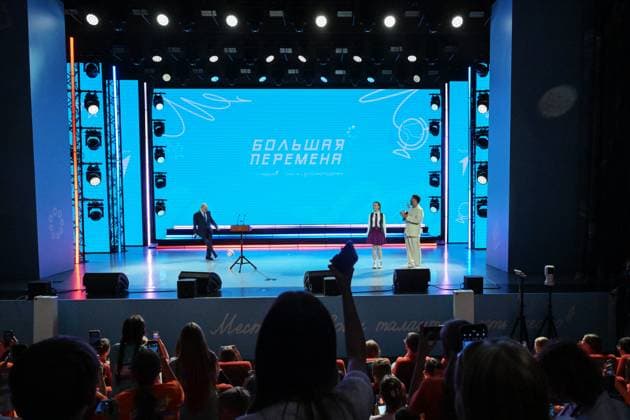 Russia Putin Siberian Federal District 9216668 03.08.2026 Russian President Vladimir Putin attends the closing ceremony of the Bolshaya Peremena national contest for schoolchildren in grades 5 7 in Krasnoyarsk, Russia. Evgeny Biyatov Sputnik Krasnoyarsk Russia  Copyright: xEvgenyxBiyatovx