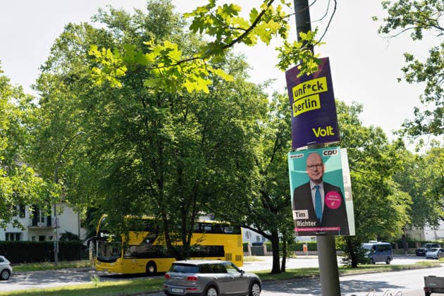 Berlin,03.08.2026,Wahlplakat der Partei Volt sowie CDU Tim Richter zur Wahl zum 20.Abgeordnetenhaus von Berlin sowie zu den Bezirksverordnetenversammlungen am 20.09.2026. *** Berlin, August 3, 2026: Election posters for the Volt Party and CDU candidate Tim Richter for the election to the 20th Berlin House of Representatives and the district councils on September 20, 2026