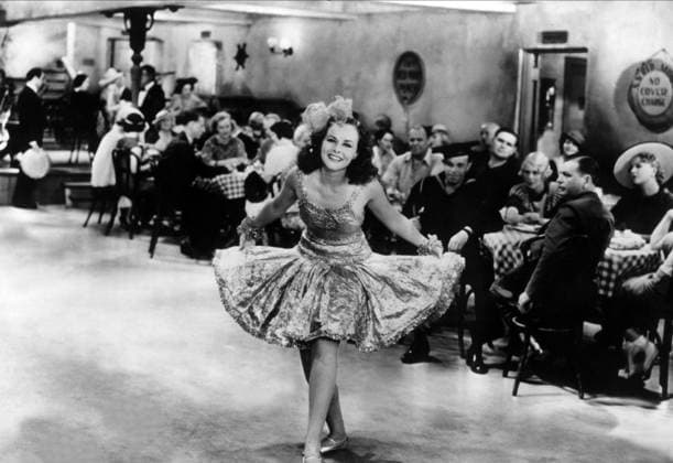 Modern Times, 1936 Paulette Goddard Modern Times 05 February 1936 Les temps modernes Moderne Zeiten Character(s): A Gamin Director: Charles Chaplin SST79653 Allstar Picture Library Ltd CHARLES CHAPLIN PRODUCTIONS **Warning** This Photograph is for editorial use only and is the copyright of CHARLES CHAPLIN PRODUCTIONS and or the Photographer assigned by the Film or Production Company & can only be reproduced by publications in conjunction with the promotion of the above Film. A Mandatory Credit To CHARLES CHAPLIN PRODUCTIONS is required. The Photographer should also be credited when known. No commercial use can be granted without written authority from the Film Company. Copyright: xCHARLESxCHAPLINxPRODUCTIONSx