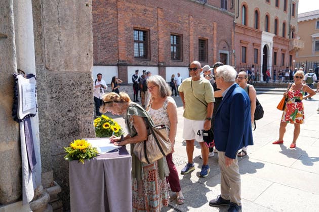IPA87213873 - Milan: Don Mazzi™s Funeral at the Basilica of Sant™Ambrogio  Copyright: xDuilioxPiaggesix xPoolxEnriquezxPiaggesix 87213873