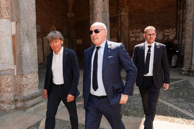 IPA87213961 - Milan: Don Mazzi™s Funeral at the Basilica of Sant™Ambrogio In the photo: Giuseppe Marotta  Copyright: xDuilioxPiaggesix xPoolxEnriquezxPiaggesix 87213961