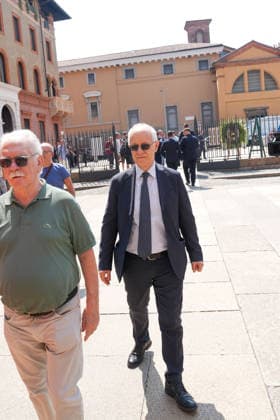 IPA87214037 - Milan: Don Mazzi™s Funeral at the Basilica of Sant™Ambrogio  Copyright: xDuilioxPiaggesix xPoolxEnriquezxPiaggesix 87214037