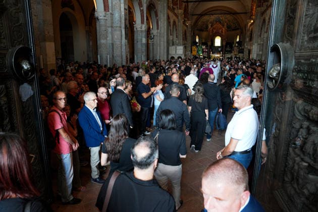 IPA87214053 - Milan: Don Mazzi™s Funeral at the Basilica of Sant™Ambrogio  Copyright: xDuilioxPiaggesix xPoolxEnriquezxPiaggesix 87214053