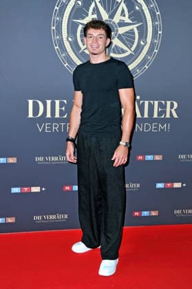 Die Verräter . Marcel Nguyen anläßlich der Kino-Preview Die Verräter Staffel 4, Folge 1 am 03.08.2026 im Cinenova Köln. 20260803MWI139383 *** The Traitors starring Marcel Nguyen at the movie preview for The Traitors Season 4, Episode 1 on August 3, 2026, at Cinenova Cologne 20260803MWI139383