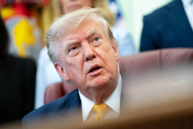 President Donald Trump announces an executive order establishing the Presidential Military Spouse Commission in the Oval Office at the White House in Washington, DC on Monday, August 3, 2026. The advisory board, led by Jennifer Hegseth, wife of Secretary of Defense Pete Hegseth, will focus on key quality-of-life areas for military families including employment, childcare, housing, healthcare, and education.  WASP20260803124 AllisonxRobbert