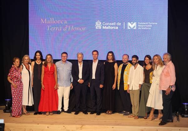 First edition of the Mallorca, Land of Honour awards Marúa Eugenia Yagüe, Mariángel Alcázar, the Minister for Tourism, Guillem Ginard, Michael Douglas, the President of the Consell de Mallorca, Llorenç Galmés, Rosario Nadal, Pablo Erroz and Norma Duval during the first edition of the Mallorca, Land of Honour awards, on 3 August 2026, in Mallorca (Balearic Islands, Spain). These awards were established to recognise various figures for their careers and their connection to the island. ********** 3 AUGUST 2026 Raúl Terrel Europa Press 08 03 2026. 03 Aug 2026 Pictured: Marúa Eugenia Yagüe, Mariángel Alcázar, the Minister for Tourism, Guillem Ginard, Michael Douglas, the President of the Consell de Mallorca, Llorenç Galmés, Rosario N  Copyright: xThexMegaxAgencyxEuropaxPressx xMEGAx