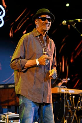 July 31, 2026 - Orlando, Florida, U.S. - Singer Greg Walker of the World Classic Rockers performs in Orlando, Florida on July 31,2026. The band is made up of musician that played with legendary rock bands such as Steppenwolf, Journey, Lynyrd Skynyrd and Santana. Orlando USA  - ZUMAbk3_ 20260803_zaf_bk3_010 Copyright: xDavidxBeckerx