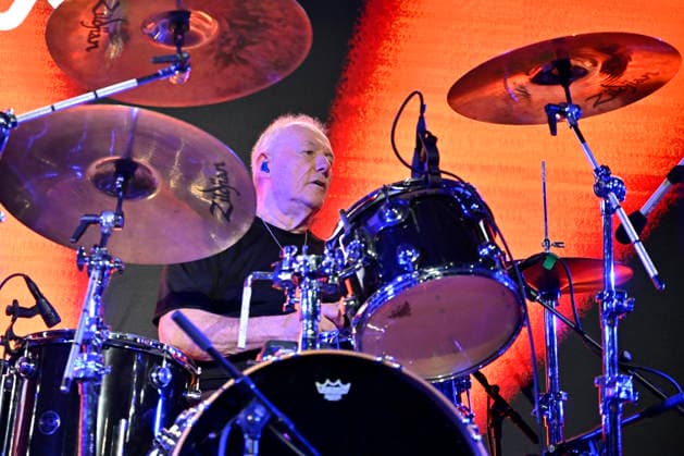 July 31, 2026 - Orlando, Florida, U.S. - Drummer Aynsley Dunbar of the World Classic Rockers performs in Orlando, Florida on July 31,2026. The band is made up of musician that played with legendary rock bands such as Steppenwolf, Journey, Lynyrd Skynyrd and Santana. Orlando USA - ZUMAbk3_ 20260803_zaf_bk3_040 Copyright: xDavidxBeckerx