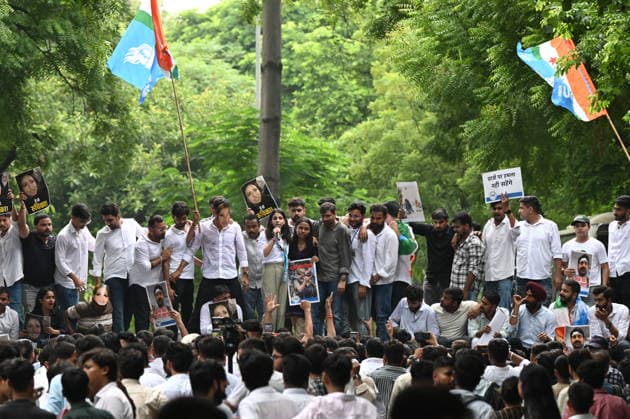 NEW DELHI, INDIA - AUGUST 3: NSUI members hold placards and shout slogans against the Delhi Police and central authorities during protest march from the Indian Youth Congress office towards Jantar Mantar condemning police action against student demonstrators during the recent July 20 Parliament march on August 3, 2026 in New Delhi, India. The student wing of the Congress party demanded a thorough judicial probe into the alleged police crackdown, lathi-charge, and use of teargas and pellet guns against student protesters during the July 20 Parliament march. The demonstrators also demanded the immediate withdrawal of FIRs registered against student activists. (Photo by Ishant Chauhan Hindustan Times) NSUI Protest March Against Alleged Use Of