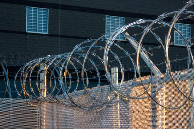 August 3, 2026, Newark, New Jersey, USA: An immigrant who was being held at the federal detention center in Newark has died according to Immigration and Customs Enforcement. Border Patrol said that he entered the United States illegally in 2006. Newark USA - ZUMAm57_ 20260803_zaf_m57_015 Copyright: xJohnxMarshallxMantelx