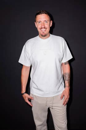 Max Kruse bei der Premiere der 4. Staffel der RTL Reality-Spielshow Die Verräter - Vertraue Niemandem! im Cinenova. Köln, 03.08.2026 *** Max Kruse at the premiere of Season 4 of the RTL reality game show *Die Verräter: Vertraue Niemandem* at Cinenova in Cologne, August 3, 2026 Foto:xT.xNgox xFuturexImagex verraeter_6831