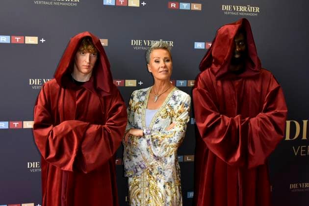 ABB VERRAETTER- Sonja Zietlow Moderatorin auf dem roten Teppich zu den neuen folgen der RTL Sendung TV Serie Die Verraeter Vertraue Niemandem Staffel 4 im Cinonova Kino am 03.08.2026 in Koeln Ehrenfeld NRW Deutschland *** ABB VERRAETTER Sonja Zietlow, host on the red carpet for the new episodes of the RTL TV series *Die Verraeter: Trust No One*, Season 4, at the Cinonova Cinema on August 3, 2026, in Cologne-Ehrenfeld, North Rhine-Westphalia, Germany