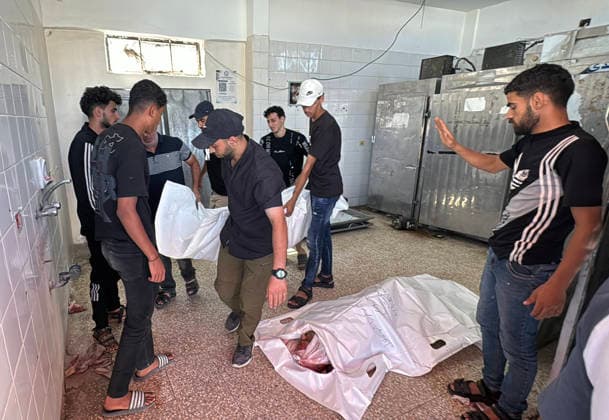 Mourners bid farewell to two men killed in Gaza City strike Mourners bid farewell to the bodies of two Palestinian men at Al-Aqsa Martyrs Hospital in Deir al-Balah, central Gaza Strip, on August 4, 2026, after they were killed, according to Gaza health authorities, in an Israeli airstrike that targeted the vehicle they were traveling in on al-Rashid Street, west of Gaza City, the previous night. Photo by Ahmed Ibrahim apaimages Deir al-Balah Gaza Palestinian Territory 040826_Deir_al-Balah_AI_00(9) Copyright: xapaimagesxAhmedxIbrahimx xapaimagesx