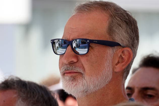 King Felipe arrives at the marina in Palma de Mallorca to participate in the Copa del Rey Mapfre. King Felipe VI during the tribute to Manolo Doreste and Javier Vallejo, the deceased sailors, on August 4, 2026, in Palma de Mallorca, Spain KING SAILING RACES MARINA SAILING CUP Raú Palma de Mallorca Palma de Mallorca, Spain  Copyright: xRaulxTerrelx 7701108