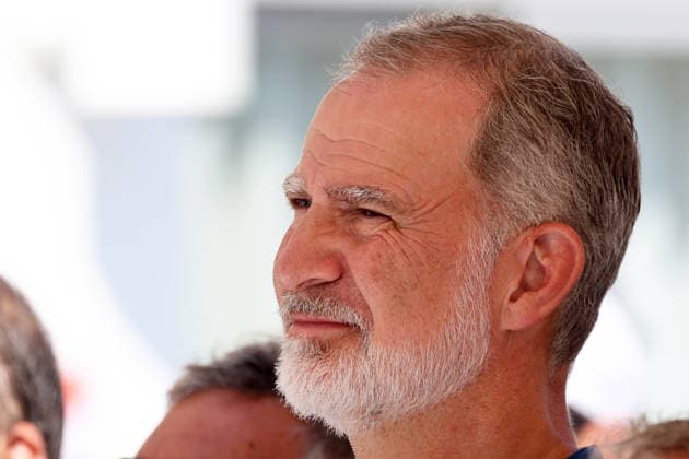 King Felipe arrives at the marina in Palma de Mallorca to participate in the Copa del Rey Mapfre. King Felipe VI during the tribute to Manolo Doreste and Javier Vallejo, the deceased sailors, on August 4, 2026, in Palma de Mallorca, Spain KING SAILING RACES MARINA SAILING CUP Raú Palma de Mallorca Palma de Mallorca, Spain  Copyright: xRaulxTerrelx 7701112