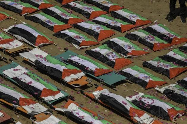 RECORD DATE NOT STATED Palestinians Hold Mass Funeral for 112 Members of One Family Killed During Gaza War (INT) Palestinians Hold Mass Funeral for 112 Members of One Family Killed During Gaza War AUGUST 4, 2026, Gaza, Palestine: Palestinians hold a funeral procession for the remains of 112 members of the Abu Naser family, who were killed in an Israeli attack during the war that began on October 7, 2023. The victims bodies were recovered after remaining beneath the rubble for months. According to local officials, the procession was the largest funeral held in the Palestinian territories since the start of the conflict. Credit: Hashem Zimmo TheNews2(Foto: Hashem Zimmo Thenews2 imago images) Palestinians Hold Mass Funeral for 112 Members of One Family Killed Durin  Copyright: xHashemxZimmox