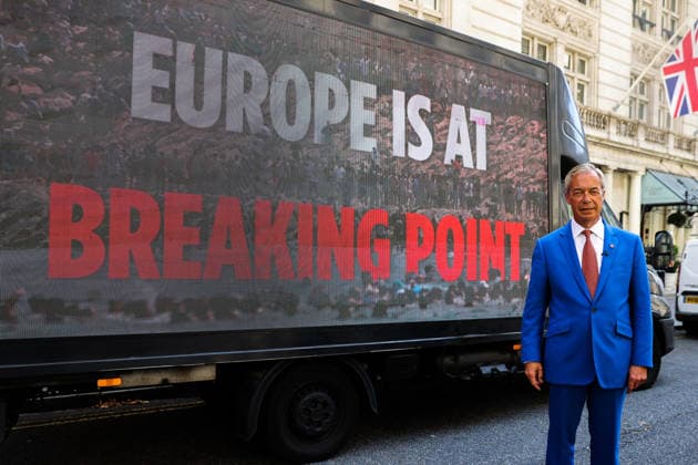Reform UK launches Operation Fortress in London, UK - 03 Aug 2026 Reform UK leader Nigel Farage poses with the digital poster van after the launch of Operation Fortress at the party s press conference. London United Kingdom Copyright: xDinendraxHariax xSOPAxImagesx S0308_Reform_UK_DHARIA_196