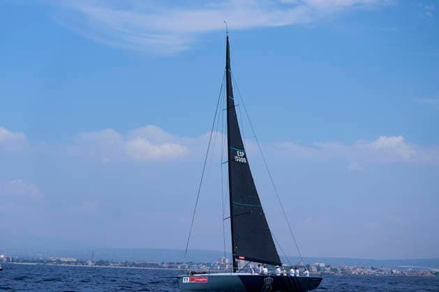 August 4, 2026, Bahia De Palma, Balearic Islands, Spain: King Felipe VI of Spain competes on board of Ã¢â‚¬ËœHispaniaÃ¢â‚¬â ¢ during 44th Copa del Rey MAPFRE Sailing Cup, day 1 at Real Club Nautico de Palma on August 4, 2026 in Bahia de Palma, Spain .The Spanish Navy sailing yacht Ã¢â‚¬ËœHispaniaÃ¢â‚¬â ¢ races in the 44th Copa del Rey MAPFRE Sailing Cup, replacing the Aifos, the yacht King Felipe VI has raced for nearly 20 years Bahia De Palma Spain  - ZUMAg15_ 20260804_zaf_g15_057 Copyright: xJackxAbuinx