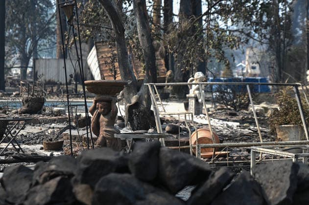 August 4, 2026, Spokane, Washington, USA: Following the devastating fire, home owners return to their neighborhood to rebuild. Over 780 homes have been lost in Spokane with the start of three wild fires. Spokane USA - ZUMAk176 20260804_zip_k176_007 Copyright: xMadeleinexKellyx