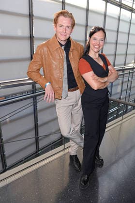 Johannes Heinrichs mit Ehefrau Nadja Jo Klapper bei der Premiere von SISTER ACT - DAS HIMMLISCHE MUSICAL im Bluemax Theater in Berlin am 04.08.2026 *** Johannes Heinrichs with his wife Nadja Jo Klapper at the premiere of SISTER ACT: THE HEAVENLY MUSICAL at the Bluemax Theater in Berlin on August 4, 2026