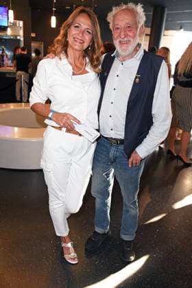 Dieter Hallervorden mit Ehefrau Christiane Hallervorden bei der Premiere von SISTER ACT - DAS HIMMLISCHE MUSICAL im Bluemax Theater in Berlin am 04.08.2026 *** Dieter Hallervorden with his wife Christiane Hallervorden at the premiere of SISTER ACT: THE HEAVENLY MUSICAL at the Bluemax Theater in Berlin on August 4, 2026